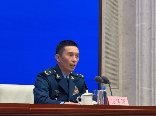 配资网查询 9月3日阅兵展示的我国新型武器装备有三个特点